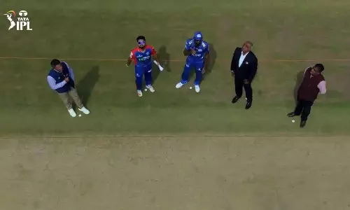 டெல்லி கேப்பிட்டல்ஸ்க்கு எதிராக மும்பை இந்தியன்ஸ் பந்து வீச்சு தேர்வு