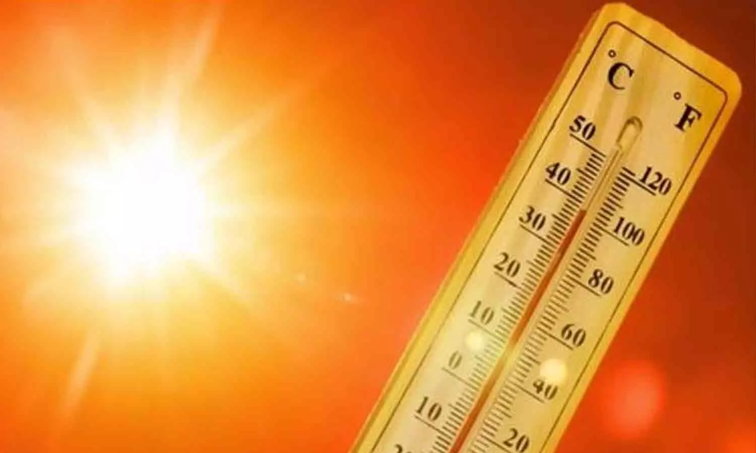 தமிழ்நாட்டில் இன்று 14 இடங்களில் 100 டிகிரிக்கு மேல் வெயில் சுட்டெரித்துள்ளது