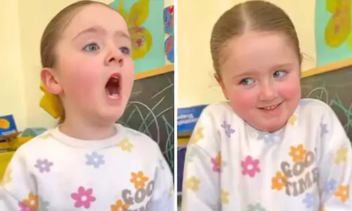 சிறுமியின் சிங்க கர்ஜனை