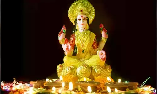 பெண்களுக்கு ஒரு கஷ்டம் என்றால் ஓடி வருவாள் தேவி லட்சுமி