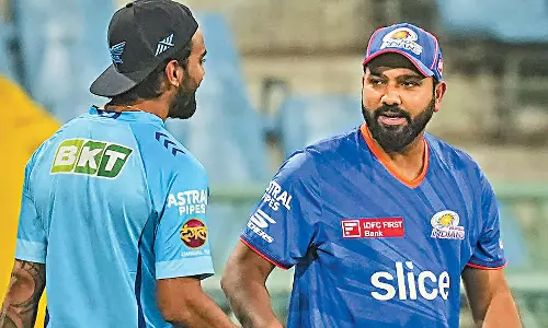 நெருக்கடிக்கு மத்தியில் மும்பை இந்தியன்ஸ் லக்னோ அணியுடன் இன்று மோதல்