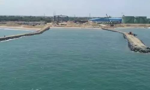 வீராணம் ஏரி வறண்ட நிலையில் சென்னை குடிநீர் தேவைக்கு உதவும் நெம்மேலி கடல் குடிநீர் திட்டம்