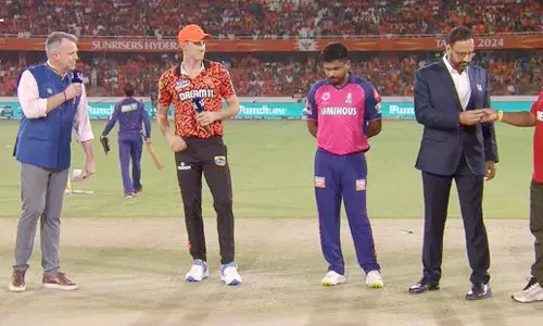 ராஜஸ்தான் அணிக்கு எதிராக டாஸ் வென்ற ஐதராபாத் பேட்டிங் தேர்வு