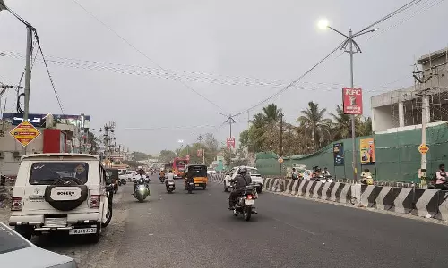 தருமபுரி, கிருஷ்ணகிரி மாவட்டங்களில் வெயில் 96 டிகிரி பதிவானது