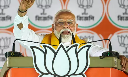 காங்கிரஸ் தலித், ஓபிசி-யின் இடஒதுக்கீடுகளை பறித்து ஜிஹாதி வாக்கு வங்கிக்கு அளிக்க விரும்புகிறது: மோடி கடும் தாக்கு