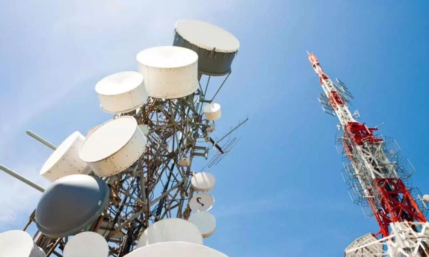 96,317 கோடி ரூபாய் ஸ்பெக்ட்ரம் ஏலத்தில் பங்கேற்க மூன்று நிறுவனங்கள் விண்ணப்பம் 96,317 கோடி ரூபாய் ஸ்பெக்ட்ரம் ஏலத்தில் பங்கேற்க மூன்று நிறுவனங்கள் விண்ணப்பம்