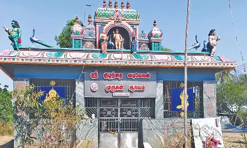 கோவில் பூட்டை உடைத்து நகை, உண்டியல் பணம் கொள்ளை