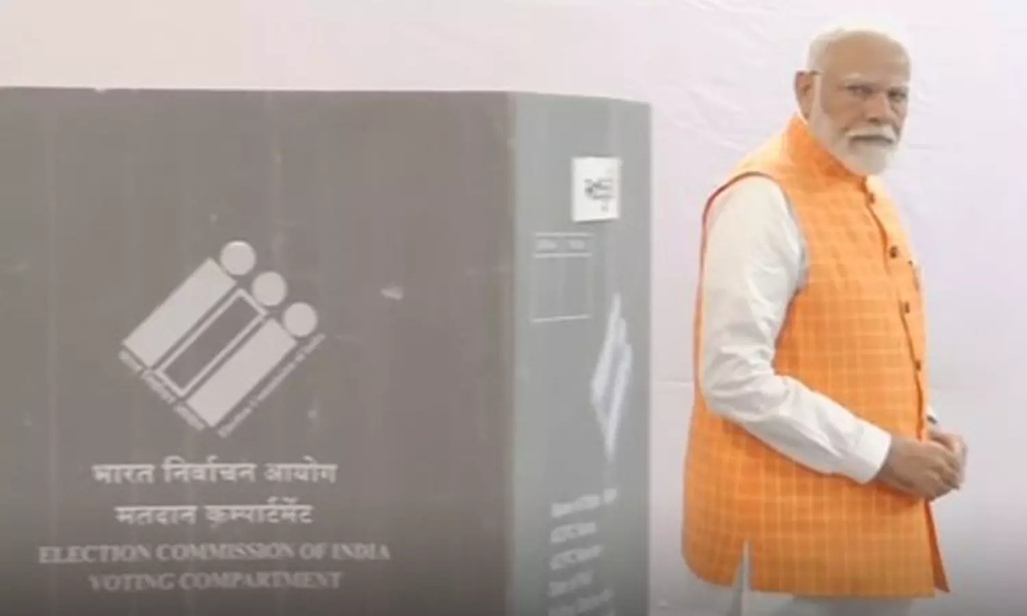 3-ம் கட்ட வாக்குப்பதிவு: பிரதமர் மோடி வாக்களித்தார் 3-ம் கட்ட வாக்குப்பதிவு: பிரதமர் மோடி வாக்களித்தார்