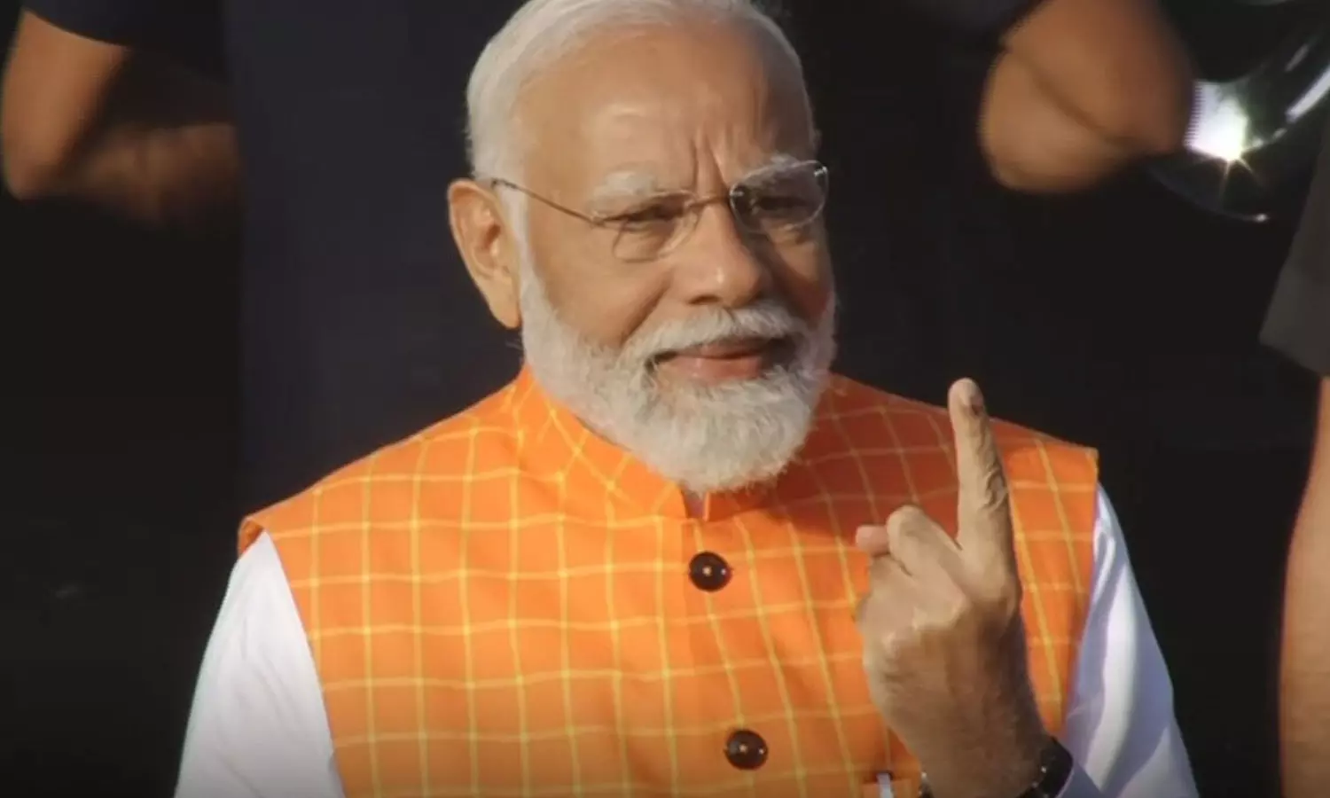 3-ம் கட்ட வாக்குப்பதிவு: பிரதமர் மோடி வாக்களித்தார் 3-ம் கட்ட வாக்குப்பதிவு: பிரதமர் மோடி வாக்களித்தார்