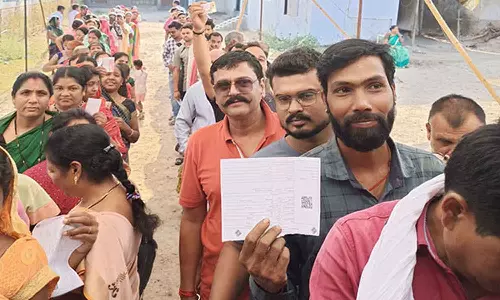 3-ம் கட்ட வாக்குப்பதிவு: மதியம் 1 மணி நிலவரப்படி 39.92% வாக்குகள் பதிவு