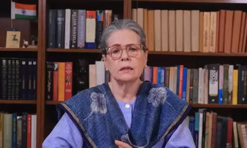 தெலுங்கானா மாநில 10-ம் ஆண்டு விழா: சோனியா காந்திக்கு பாராட்டு விழா