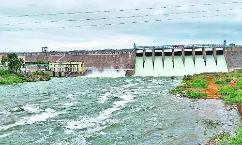 ஈரோடு மாவட்ட அணைகளின் நீர்மட்டம் தொடர்ந்து சரிவு