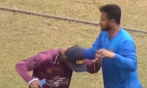 செல்பி எடுக்க வந்த ரசிகரை தாக்க முயன்ற சகீப் அல் ஹசன் - வைரலாகும் வீடியோ