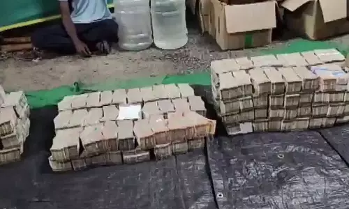 ஆந்திராவில் ரூ.8 கோடி பறிமுதல் - 2 பேர் கைது