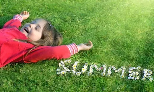 கோடை வெயில்... குழந்தைகளை பாதுகாப்பது எப்படி?