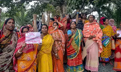 பாலியல் புகார் கொடுக்க பாஜக கட்டாயப்படுத்தியது: புகாரை வாபஸ் பெற்ற சந்தேஷ்காலி பெண் குற்றச்சாட்டு