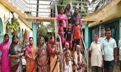 ஒடிசாவில் 4 தலைமுறைகளாக கூட்டு குடும்பமாக  வசிக்கும் 125 பேர்