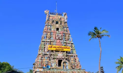 கழுத்தில் மாலையுடன் 6 வாரம் கோவிலை சுற்றினால் திருமணம் உறுதி