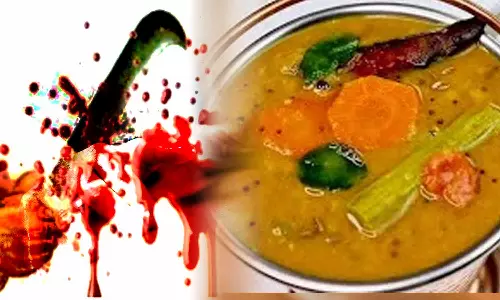 கூடுதல் சாம்பார் கேட்ட தகராறில் வாலிபருக்கு வெட்டு-ஓட்டல் சூறை