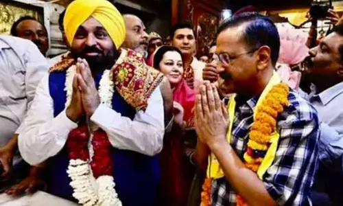 ஜெயிலில் இருந்து விடுதலையான அரவிந்த் கெஜ்ரிவால் அனுமன் கோவிலில் வழிபாடு