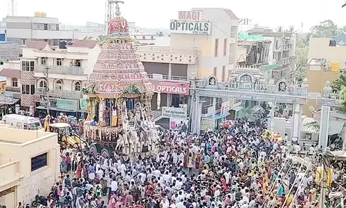 ஸ்ரீபெரும்புதூர் ஆதிகேசவ பெருமாள் கோவிலில் ராமானுஜர் அவதார உற்சவ தேரோட்டம்