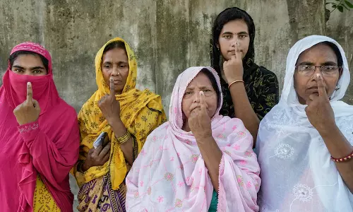 4வது கட்ட பாராளுமன்ற தேர்தல்: மதியம் 3 மணி நிலவரப்படி 52.60 சதவீத வாக்குப்பதிவு