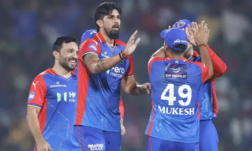 புள்ளிப்பட்டியலில் 5-வது இடம்: பிளே ஆப் வாய்ப்பில் நீடிக்கும் டெல்லி