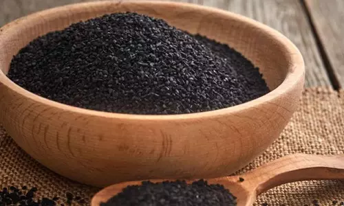 கருஞ்சீரகத்தை யாரெல்லாம் சாப்பிடக் கூடாது..?