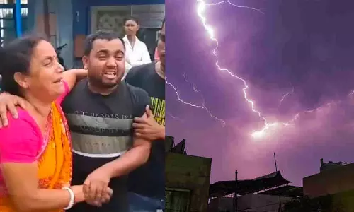 மின்னல் தாக்கி ஒரே மாவட்டத்தைச் சேர்ந்த 11 பேர் பலி - மேற்கு வங்கத்தில் சோகம்