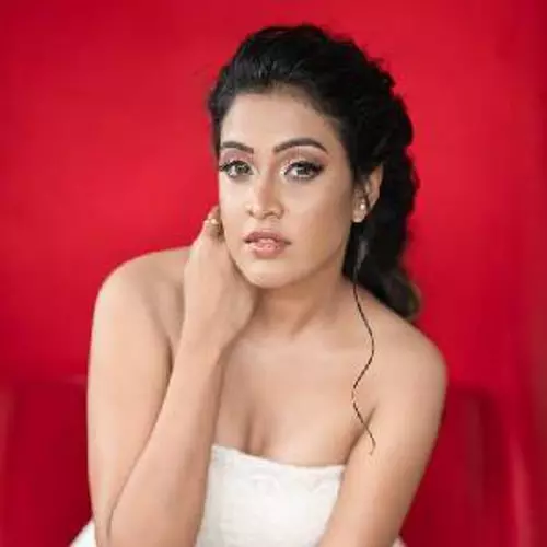 அஸ்வினி சந்திரசேகர் அஸ்வினி சந்திரசேகர்