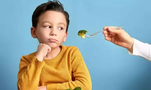 எப்படி சாப்பிட வேண்டும்? கற்று கொடுங்கள் உங்கள் குழந்தைகளுக்கு....