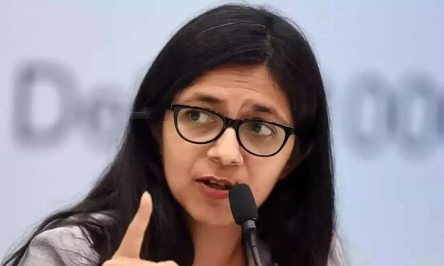 எனது வயிற்றில் எட்டி உதைத்தார் பிபவ் குமார்: ஸ்வாதி மாலிவால்