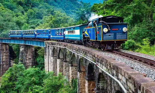 கனமழை எதிரொலி: ஊட்டி-மேட்டுப்பாளையம் மலைரெயில் 2 நாட்கள் ரத்து