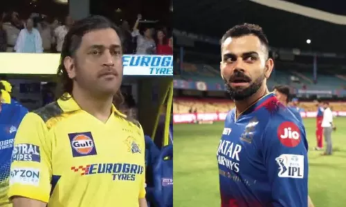 மைதானத்தில் கை குலுக்காமல் சென்ற டோனி.. விராட் செய்த சம்பவம் - வைரல் வீடியோ