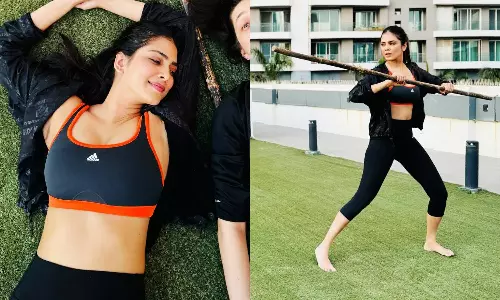 சிலம்பம் பயிற்சி செய்த மாளவிகா மோகனன் - வைரலாகும் வீடியோ