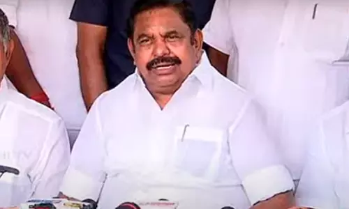 சிலந்தி ஆற்றில் தடுப்பணை கட்டுவதை தமிழக அரசு தடுத்து நிறுத்த வேண்டும்: எடப்பாடி பழனிசாமி