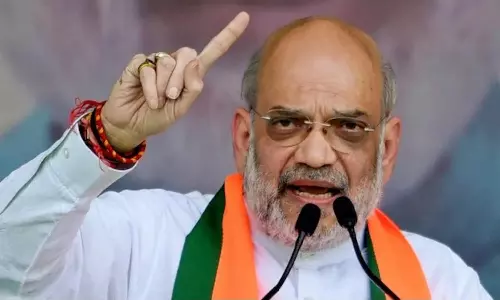 சுற்றுலா வேன் விபத்து- காயமடைந்தவர்களுக்கு அனைத்து உதவிகளும் வழங்கப்படும் என அமித்ஷா பதிவு