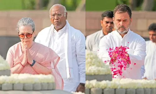 33- வது நினைவு நாள்: ராஜீவ் காந்தி நினைவிடத்தில் சோனியா, தலைவர்கள் அஞ்சலி