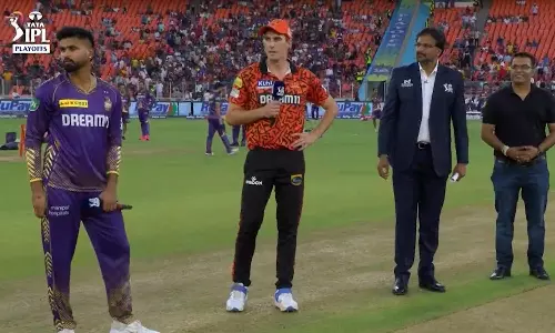 குவாலிபையர்-1: கொல்கத்தாவிற்கு எதிராக சன்ரைசர்ஸ் ஐதராபாத் பேட்டிங்