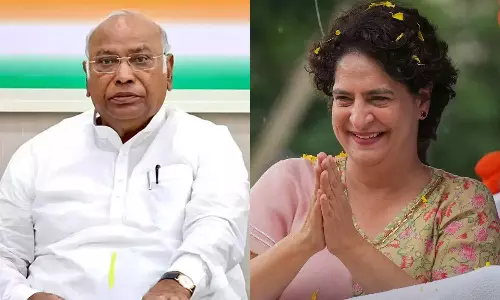 பாராளுமன்ற தேர்தலில் பிரியங்கா போட்டியிடாதது ஏன்?- கார்கே விளக்கம்