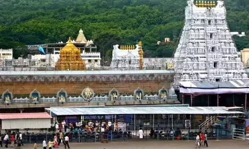 கோடை விடுமுறை: திருப்பதியில் தொடர்ந்து பக்தர்கள் கூட்டம் அதிகரிப்பு