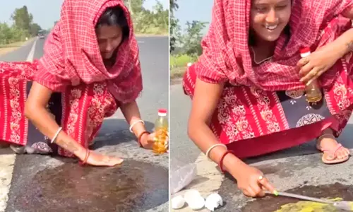 சாலையில் ஆம்லெட் போட்ட பெண்- வீடியோ வைரல்