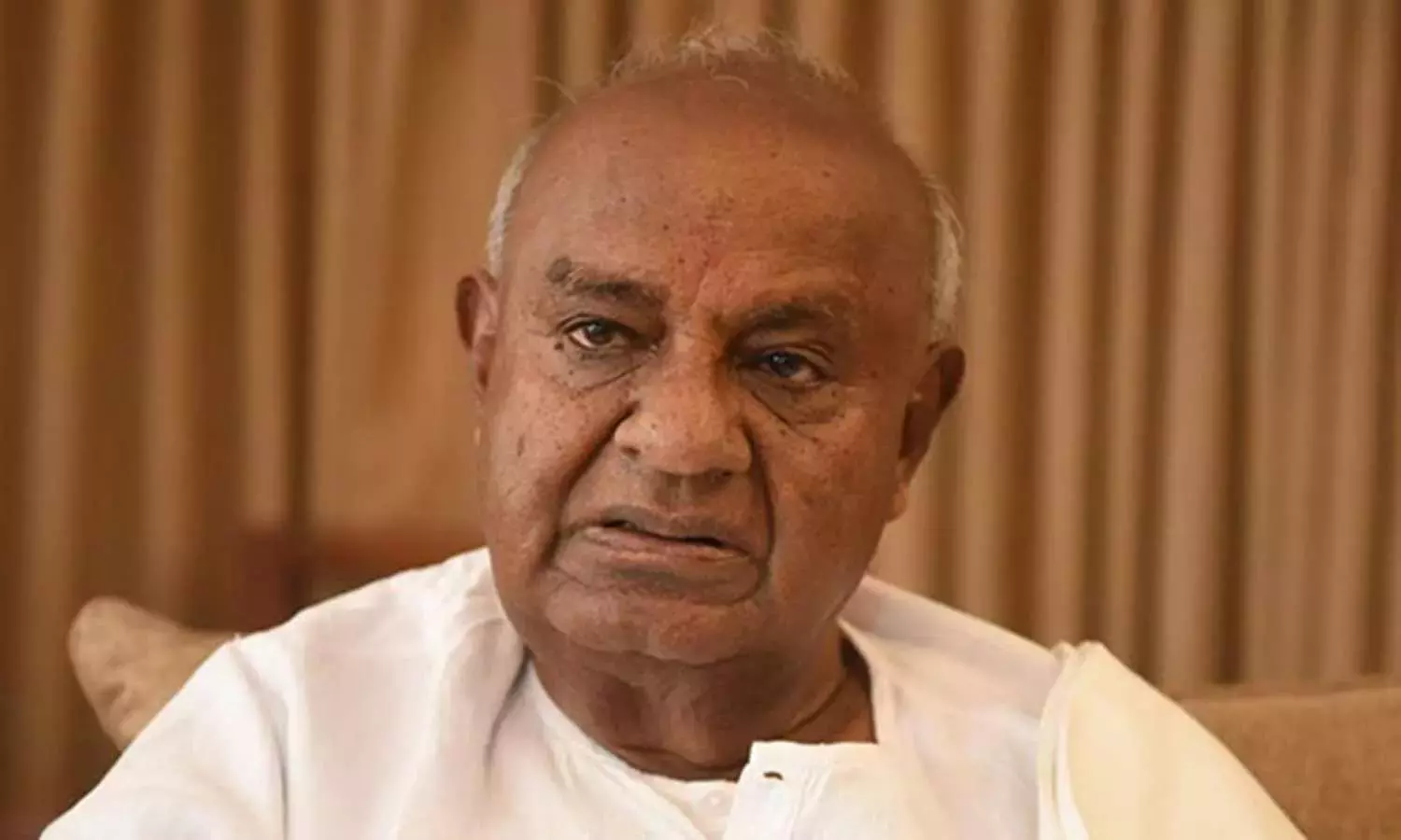 உடனே நாடு திரும்ப வேண்டும்: பேரன் பிரஜ்வலுக்கு எச்சரிக்கை விடுத்த தேவகவுடா