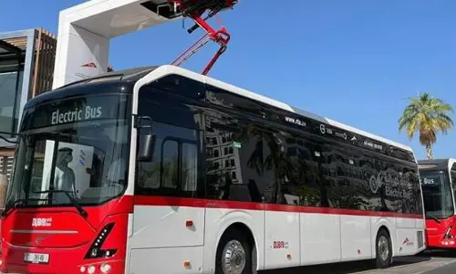 துபாயில் 3 இடங்களில் 30 மின்சார பஸ்கள் விரைவில் இயக்கம்