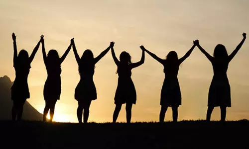 பெண்ணின் பெருமை