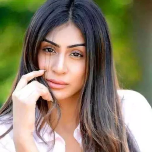 மிரா சரீன்