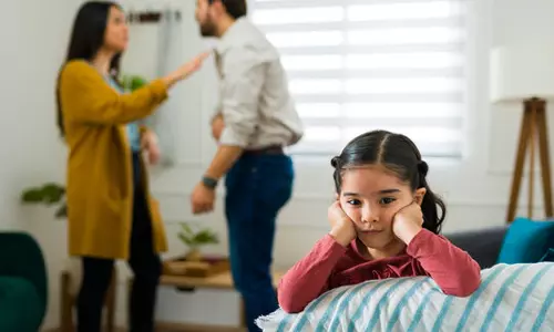 குழந்தைகள் முன் பெற்றோர் செய்யக்கூடாத விஷயங்கள்