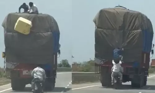 சினிமா பாணியில் கைவரிசை.. ஓடும் லாரியில் இருந்து கொள்ளையடித்த பைக் திருடர்கள்- வைரலாகும் வீடியோ