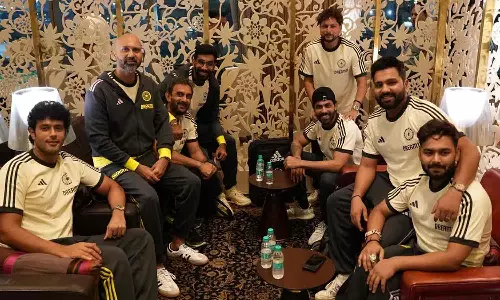 டி20 உலகக் கோப்பை தொடரில் பங்கேற்க நியூயார்க் புறப்பட்டு சென்ற இந்திய அணி