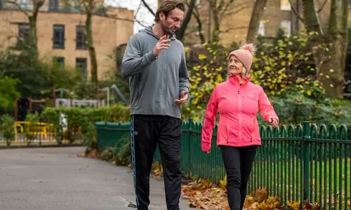 மதியம் சாப்பிட்டதும் நடைப்பயிற்சி... எப்படி நடக்க வேண்டும்?